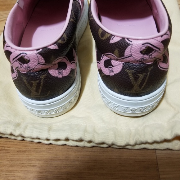 Louis Vuitton sneaker - Picture 2 of 7